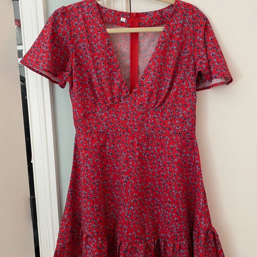 NWOT Animal Print Short Sleeved Dress